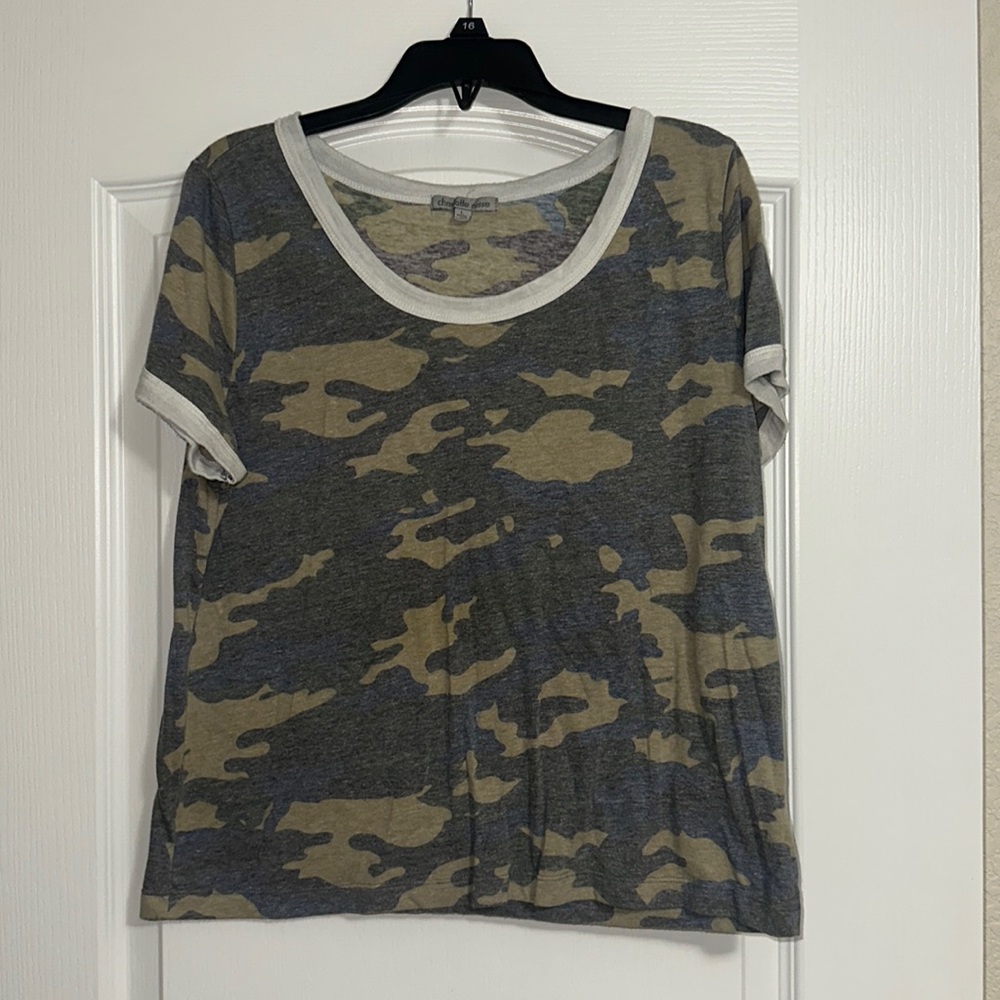 WOMENS LARGE CAMO CROP TEE